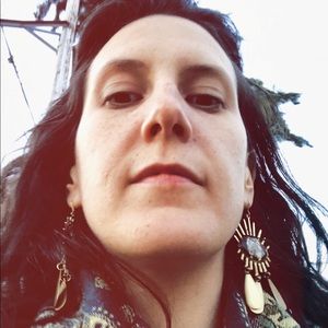 Meet your Posher, Maia